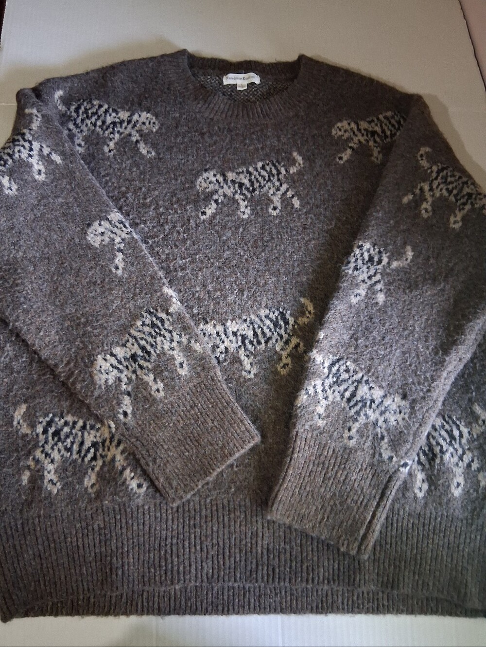 Newbury Kustom Leopard-Print Size Large Crewneck Knitwear Sweater